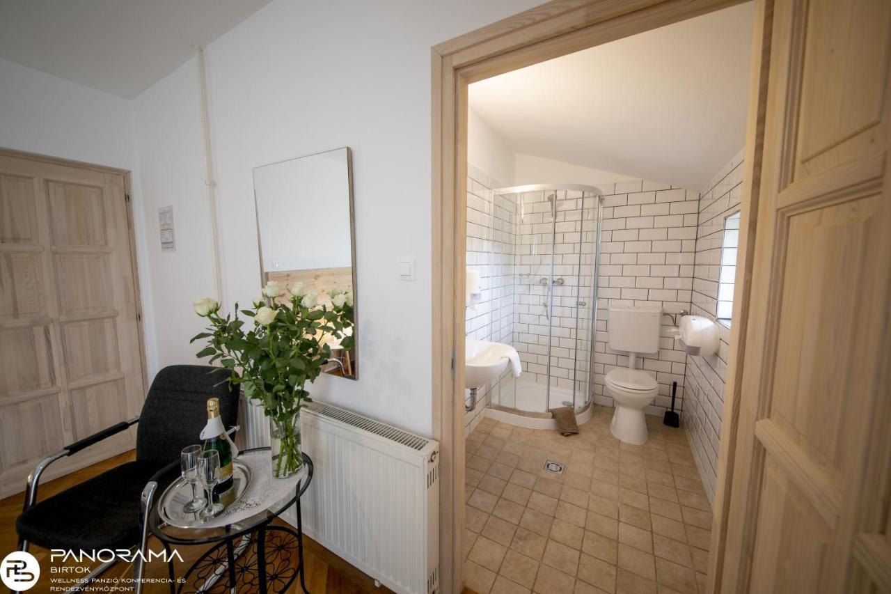 Panorama Birtok - Wellness Panzio, Konferencia Es Rendezvenykoezpont Bed and Breakfast Győrújbarát Εξωτερικό φωτογραφία