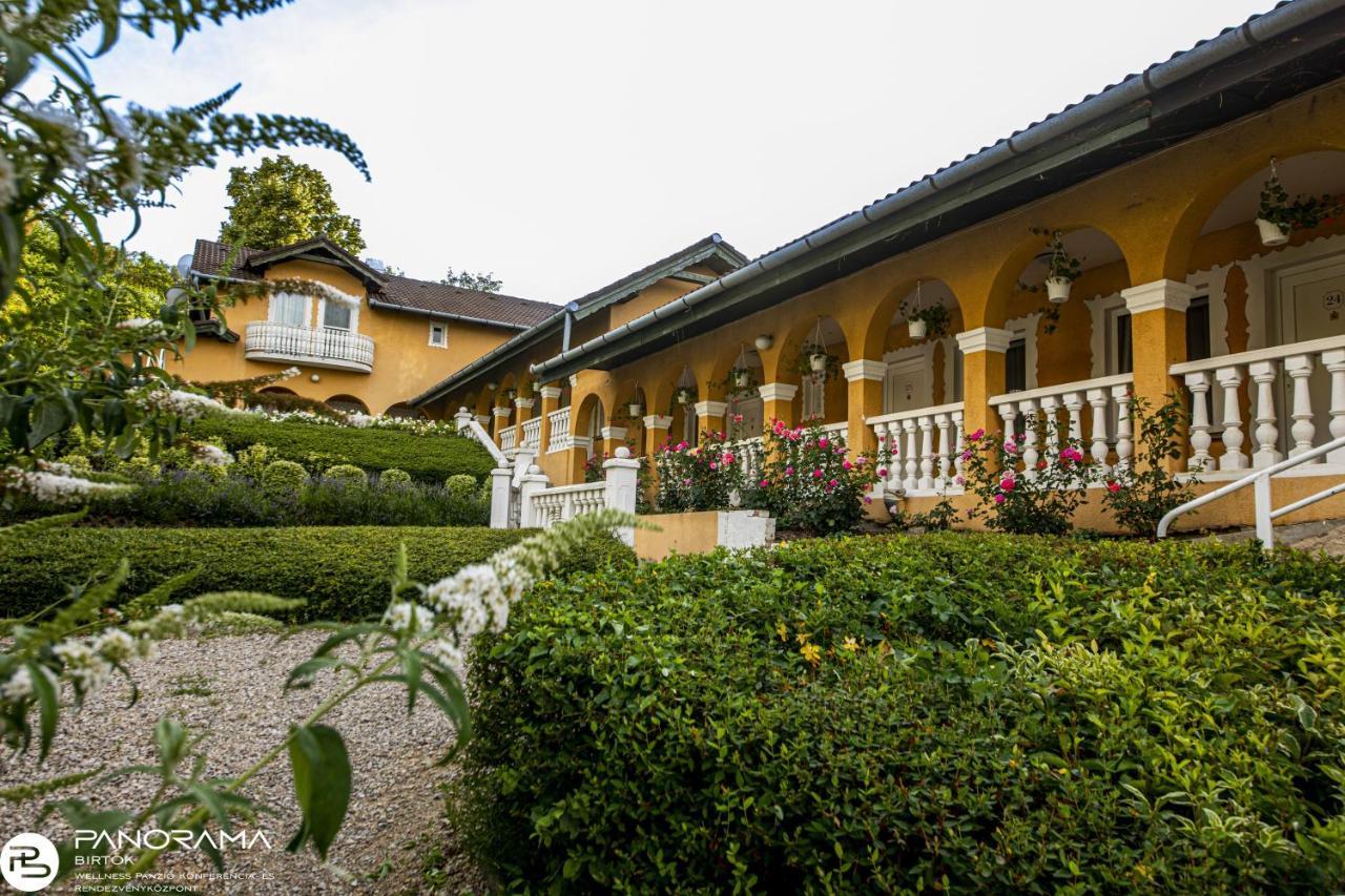 Panorama Birtok - Wellness Panzio, Konferencia Es Rendezvenykoezpont Bed and Breakfast Győrújbarát Εξωτερικό φωτογραφία
